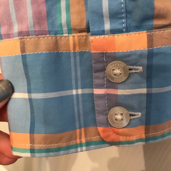 Vineyard vines half button blouse - Picture 6 of 6